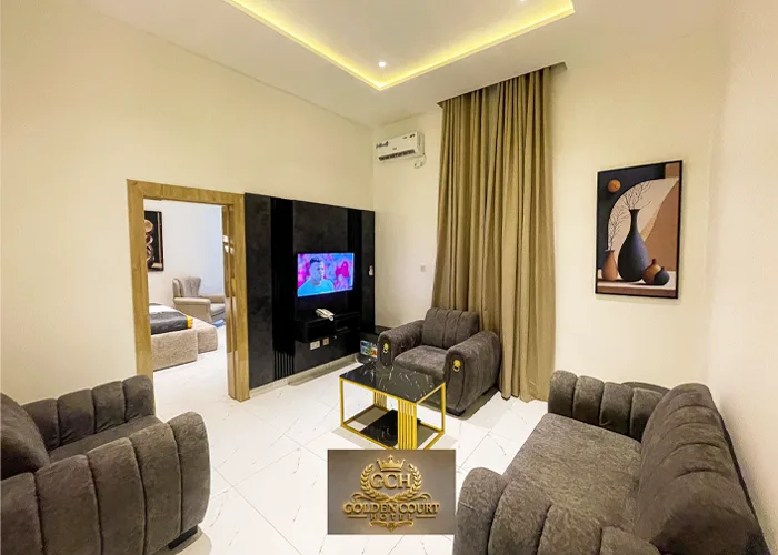 PRESIDENTIAL SUITE